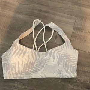 Lululemon Free To Be Me sports bra
